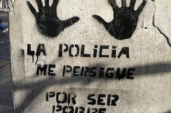 la policia me persigue por ser pobre