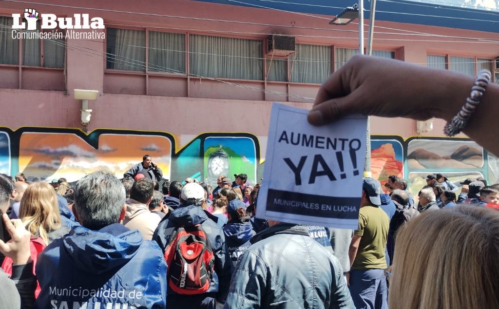 Trabajadorxs municipales de San Luis exigen aumento salarial – La Bulla ...
