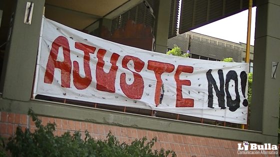 Paro docente y abrazo al CONICET: ¡Ajuste No!