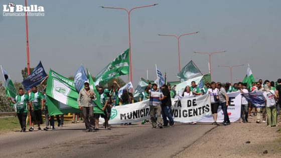 Corte de ruta y panfleteada contra el ajuste